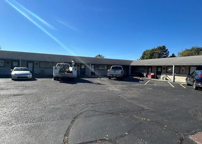 Gaslite 2* Lawrenceville